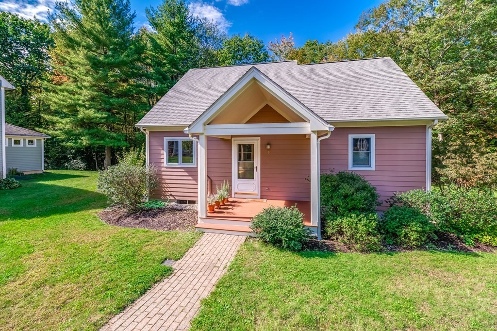 5 Mountain Laurel Path, Unit 5 Northampton, MA 01062 - Photo 23 of 31