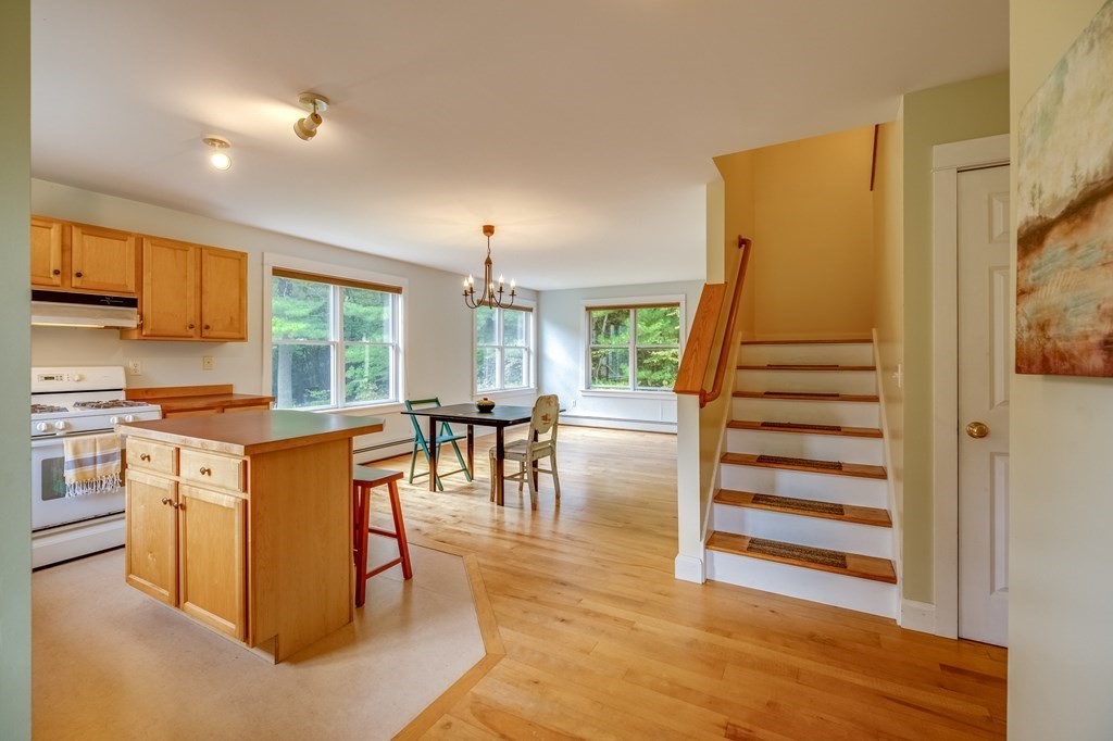 5 Mountain Laurel Path, Unit 5 Northampton, MA 01062 - Photo 4 of 31