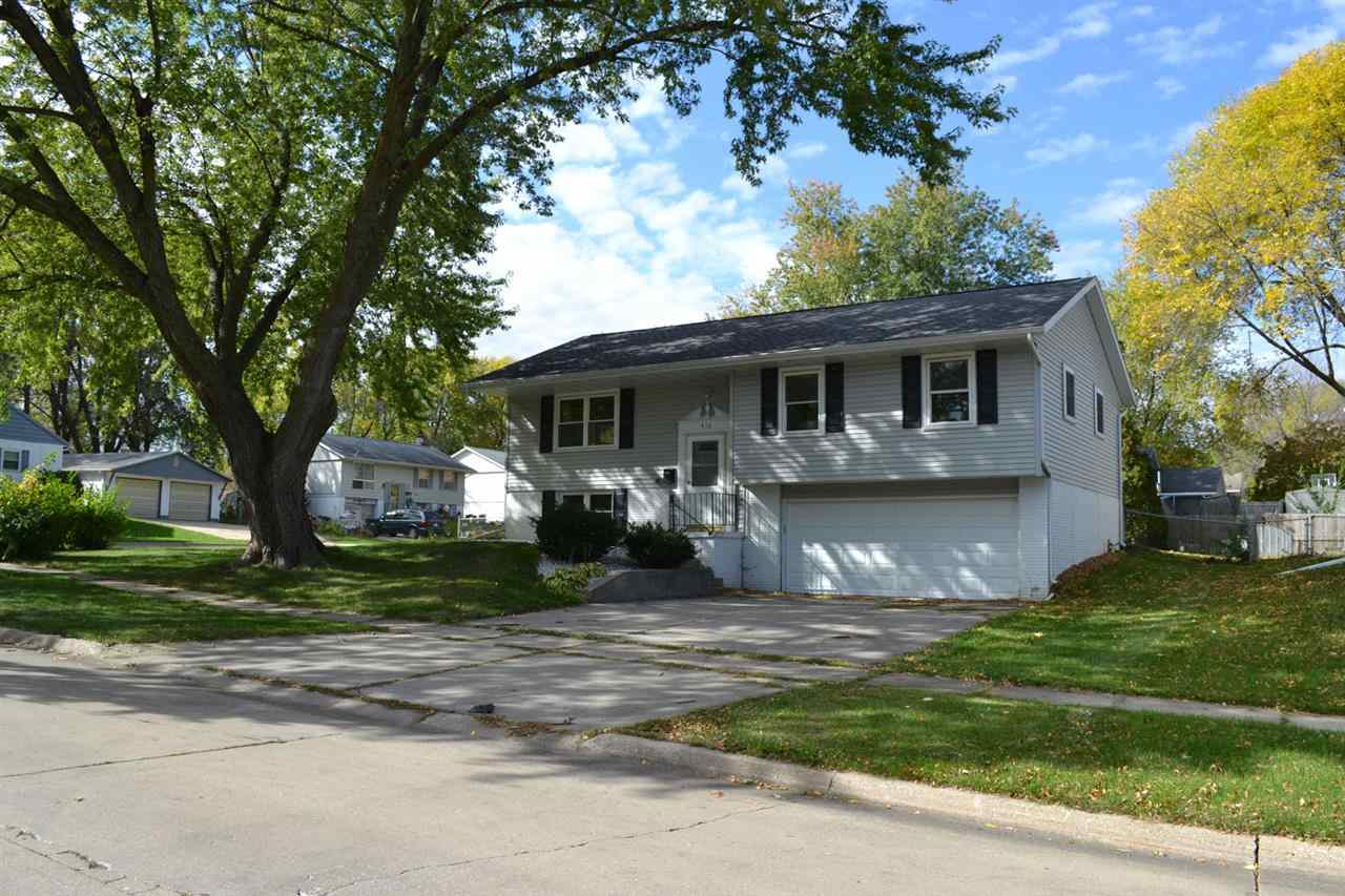 416 Norwick Road Southwest Cedar Rapids, IA 52404 - Photo 1 of 14 Gallery Image 1