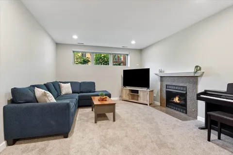 $599,000 | 2657 West Thomas Street, Unit 1E, Chicago, IL 60622