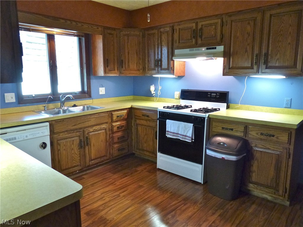 2880 County Line Road Madison, OH 44057 - Photo 5 of 35