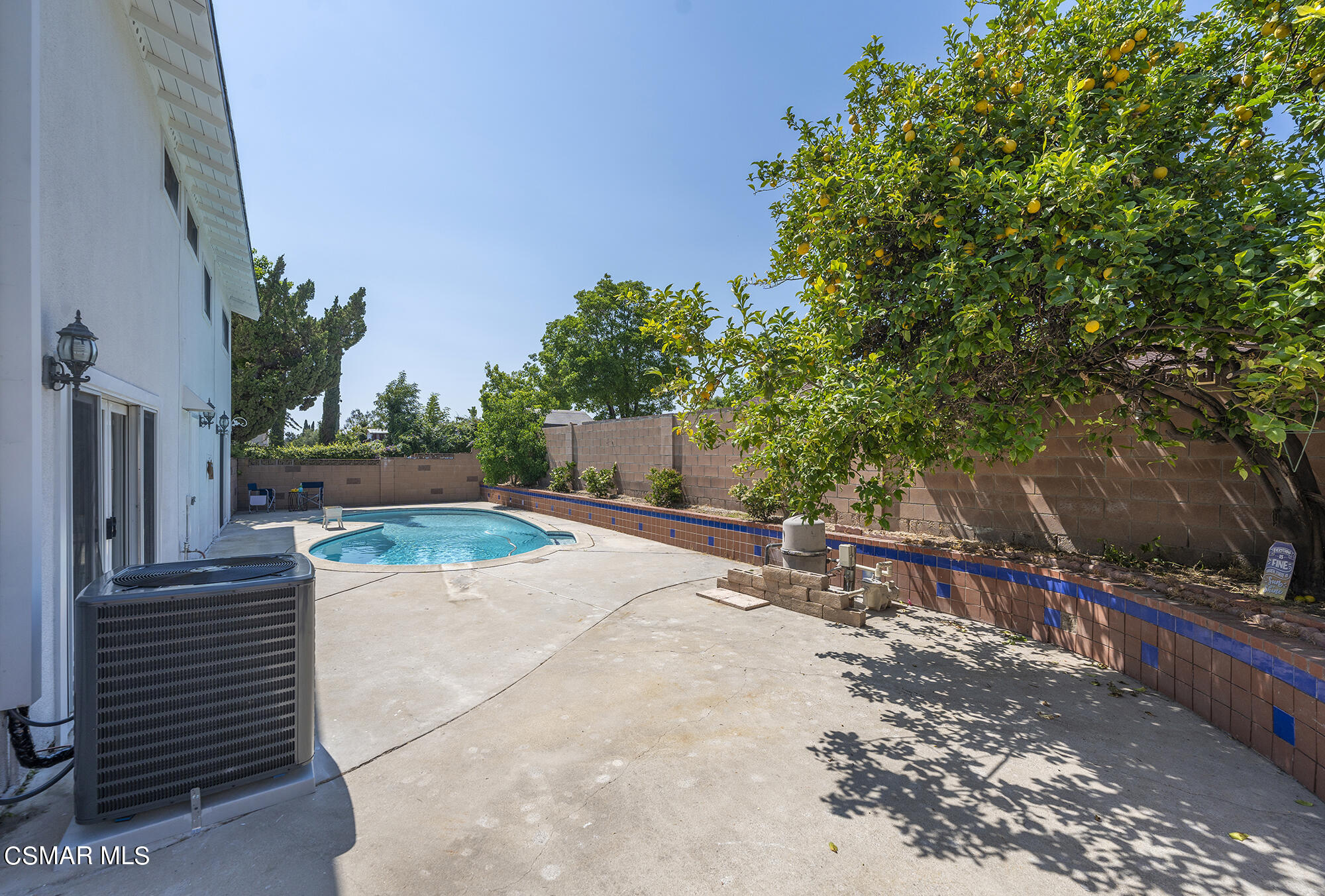 2305 Cochran Street Simi Valley, CA 93065 - Photo 38 of 43 a view of a yard with wooden fence