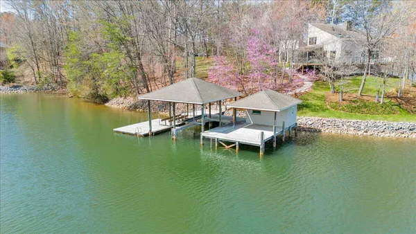 $1,895,000 | 232 Peninsula Drive, Moneta, VA 24121