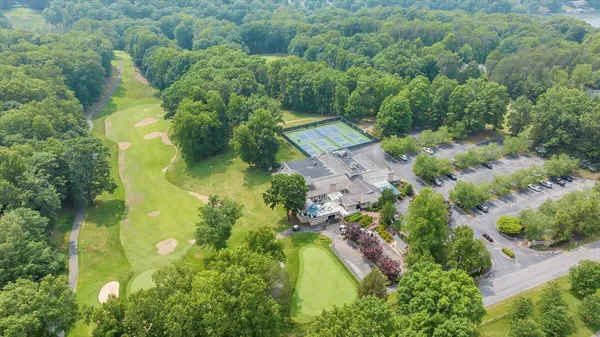 $1,895,000 | 232 Peninsula Drive, Moneta, VA 24121