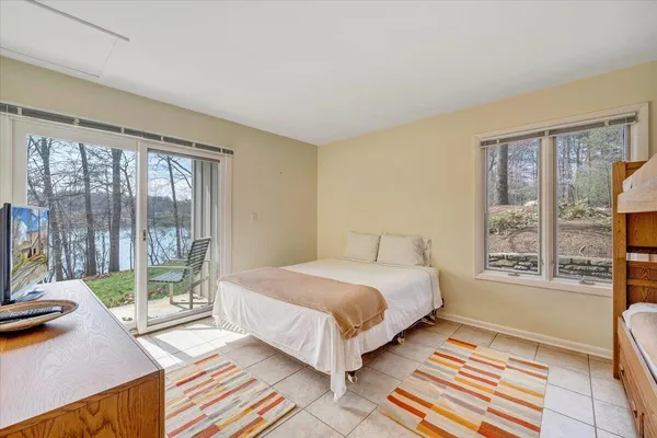 $1,895,000 | 232 Peninsula Drive, Moneta, VA 24121
