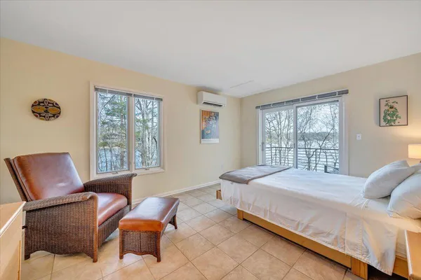 $1,895,000 | 232 Peninsula Drive, Moneta, VA 24121