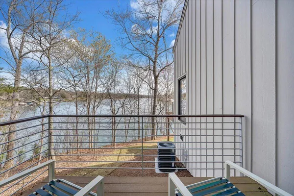 $1,895,000 | 232 Peninsula Drive, Moneta, VA 24121