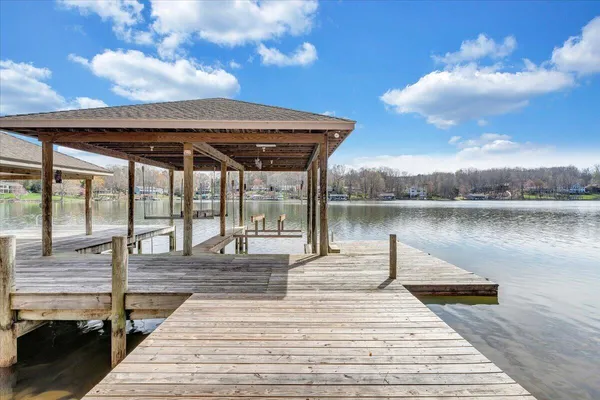 $1,895,000 | 232 Peninsula Drive, Moneta, VA 24121