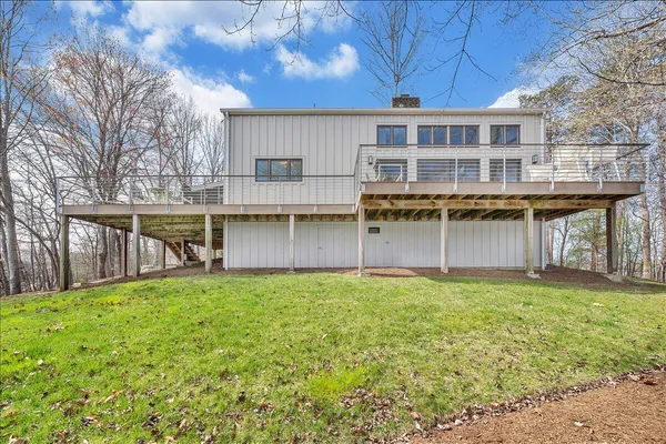 $1,895,000 | 232 Peninsula Drive, Moneta, VA 24121