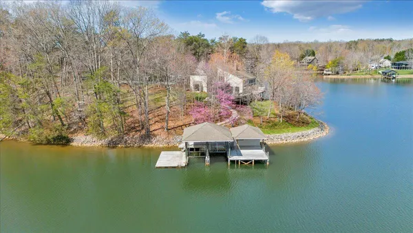 $1,895,000 | 232 Peninsula Drive, Moneta, VA 24121
