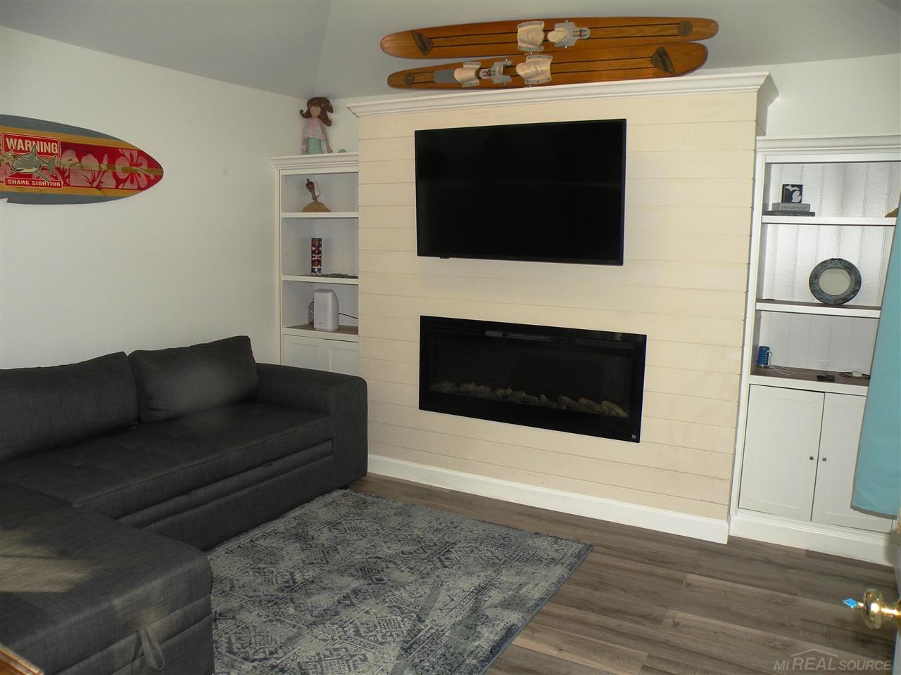 2363 South Lakeshore Road Applegate, MI 48401 - Photo 29 of 55 50046484-28.JPG