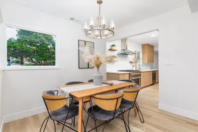 $1,399,000 | 3960 Verdugo View Drive, Los Angeles, CA 90065