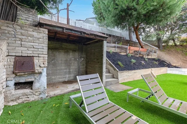 $1,399,000 | 3960 Verdugo View Drive, Los Angeles, CA 90065