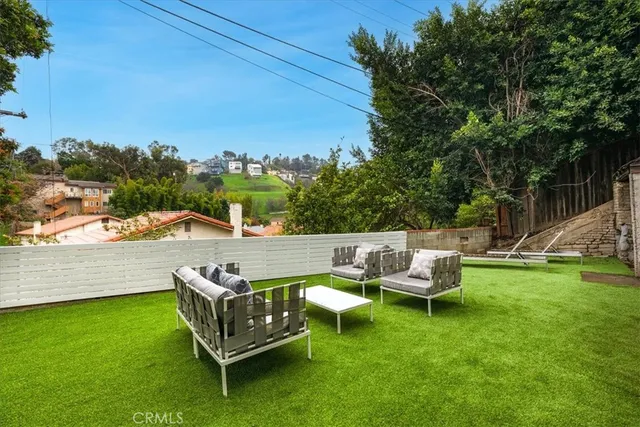 $1,399,000 | 3960 Verdugo View Drive, Los Angeles, CA 90065