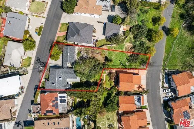 $1,399,000 | 3960 Verdugo View Drive, Los Angeles, CA 90065