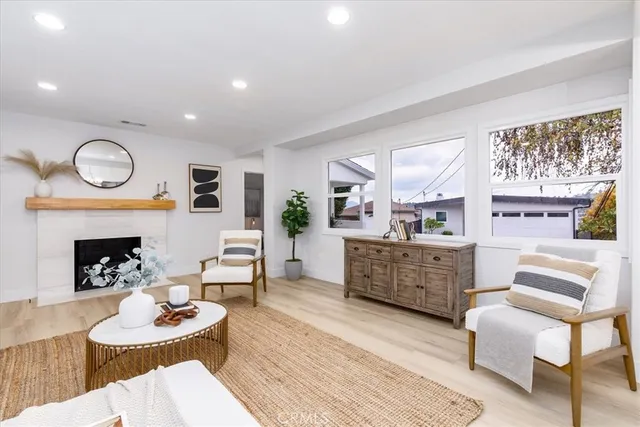 $1,399,000 | 3960 Verdugo View Drive, Los Angeles, CA 90065