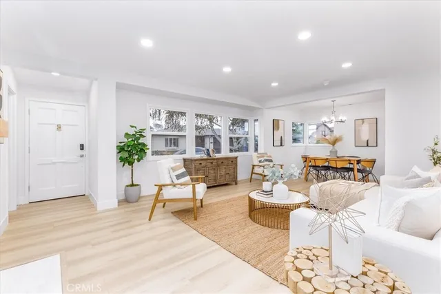 $1,399,000 | 3960 Verdugo View Drive, Los Angeles, CA 90065