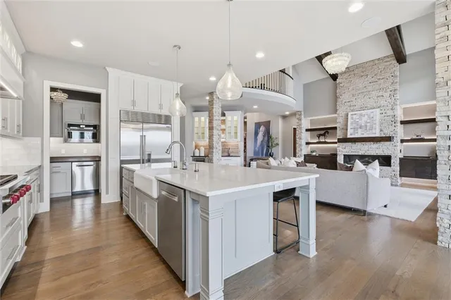 $2,150,000 | 16121 Paradise Street, Overland Park, KS 66221