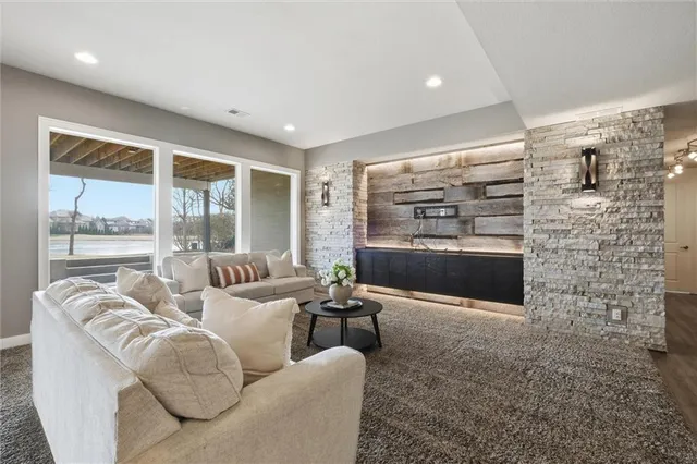 $2,150,000 | 16121 Paradise Street, Overland Park, KS 66221