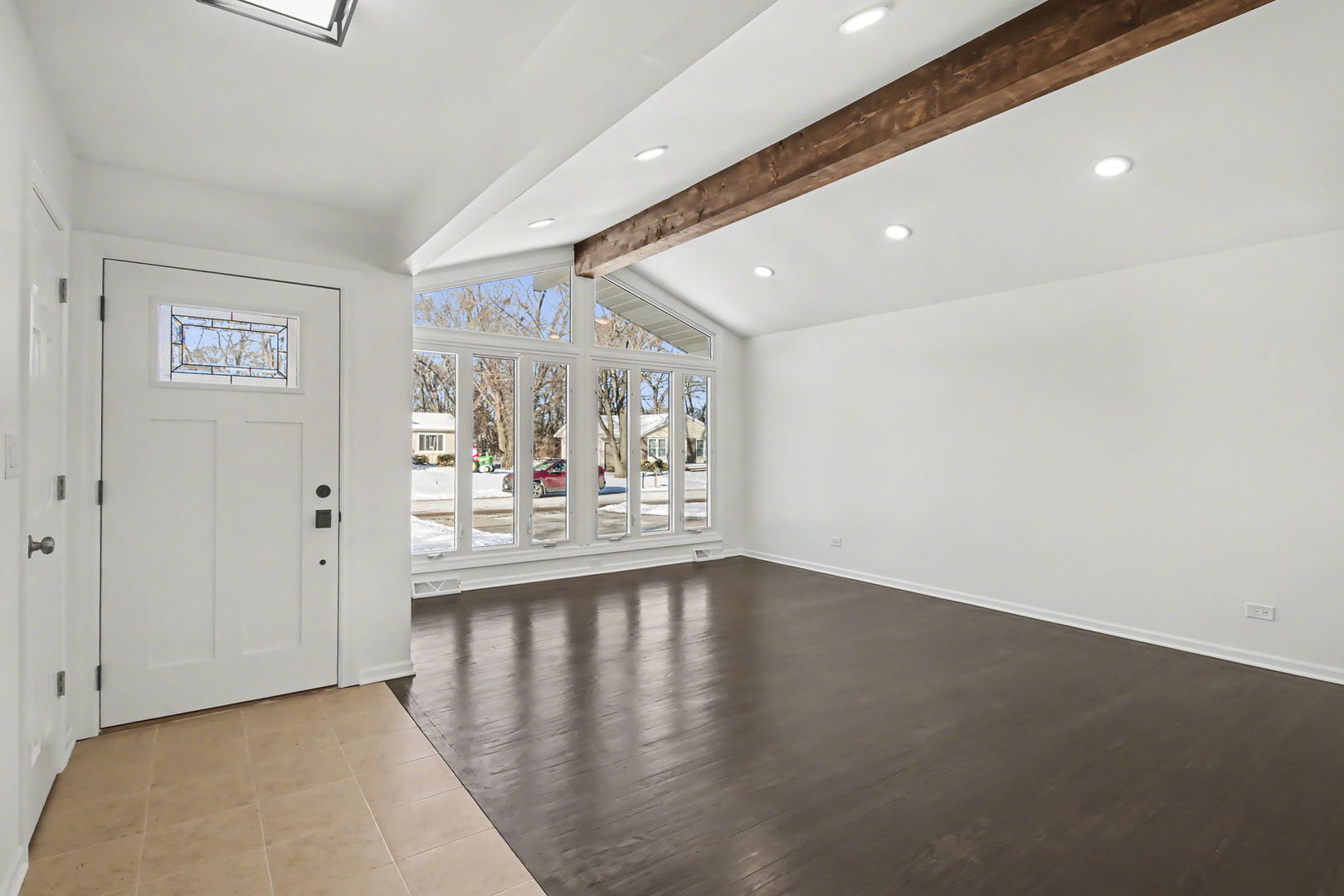 507 Northgate Road Lindenhurst, IL 60046 - Photo 7 of 36