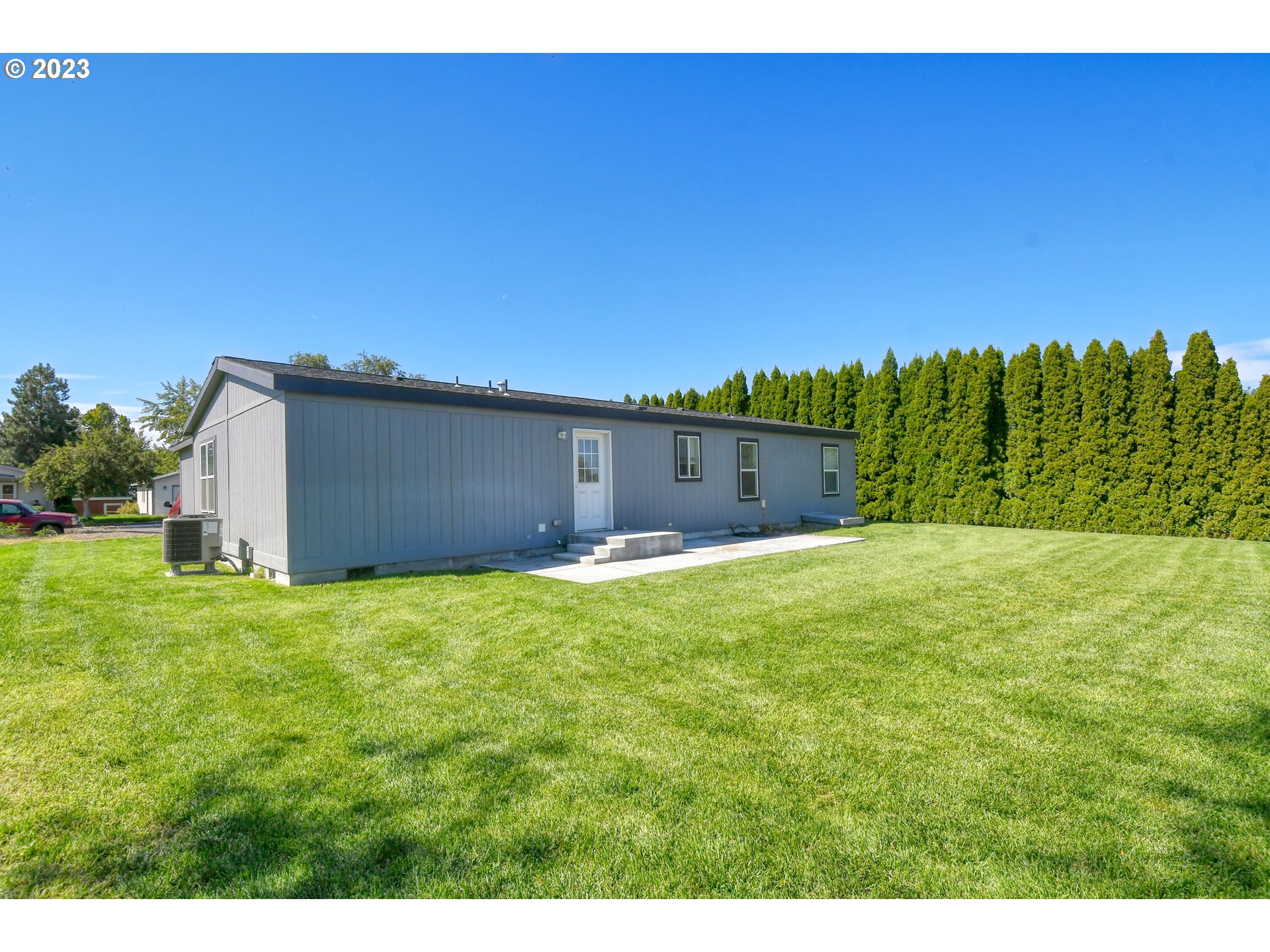 301 Northwest 3rd Street Boardman, OR 97818 - Photo 29 of 31 a view of a back yard