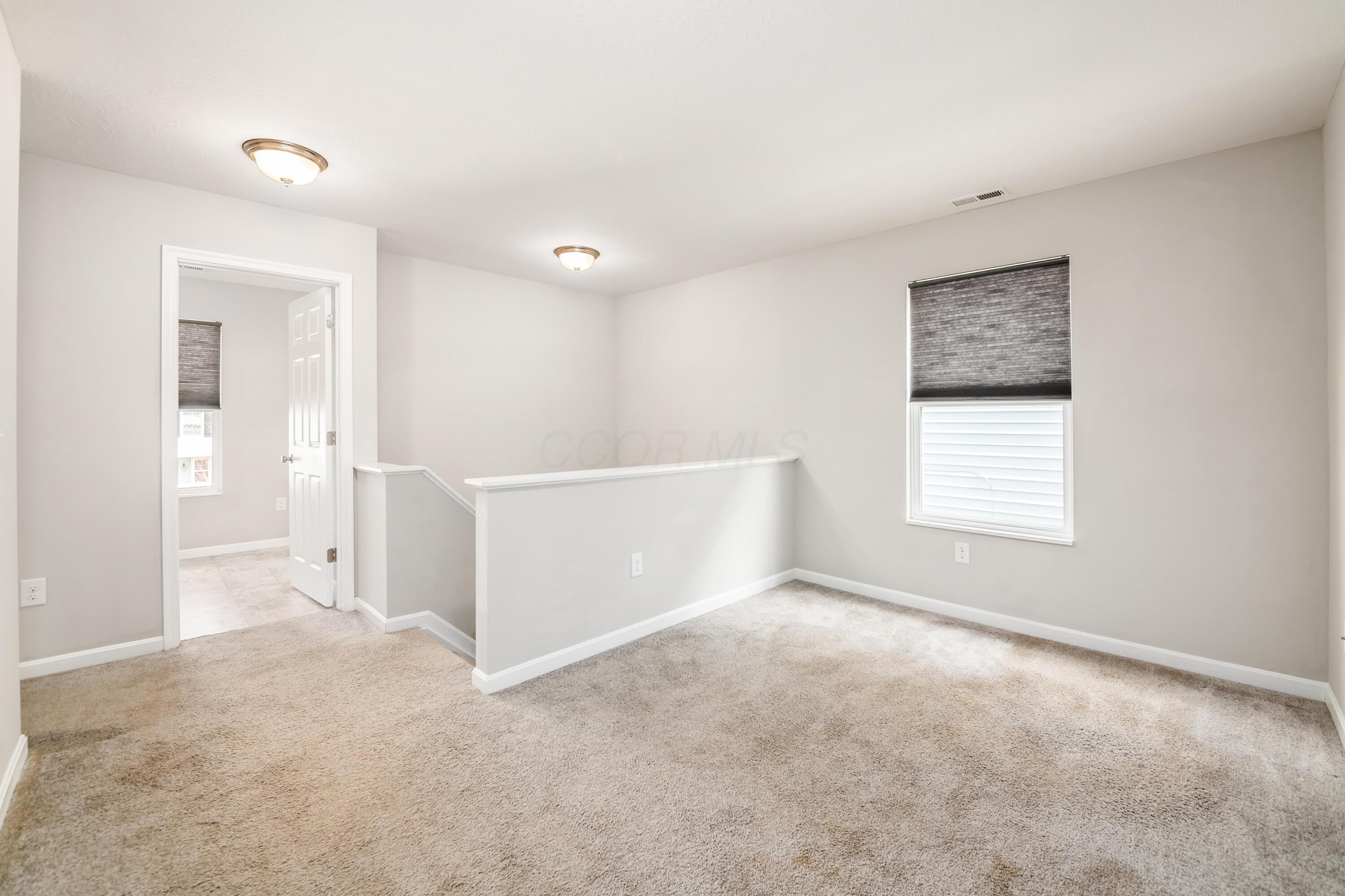 395 Nells Way Lockbourne, OH 43137 - Photo 24 of 39 395 Nells Way loft area