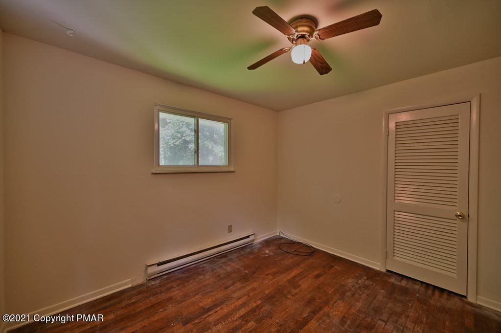 4129 Low Ridge Road Pocono Summit, PA 18346 - Photo 32 of 60 Photo 31