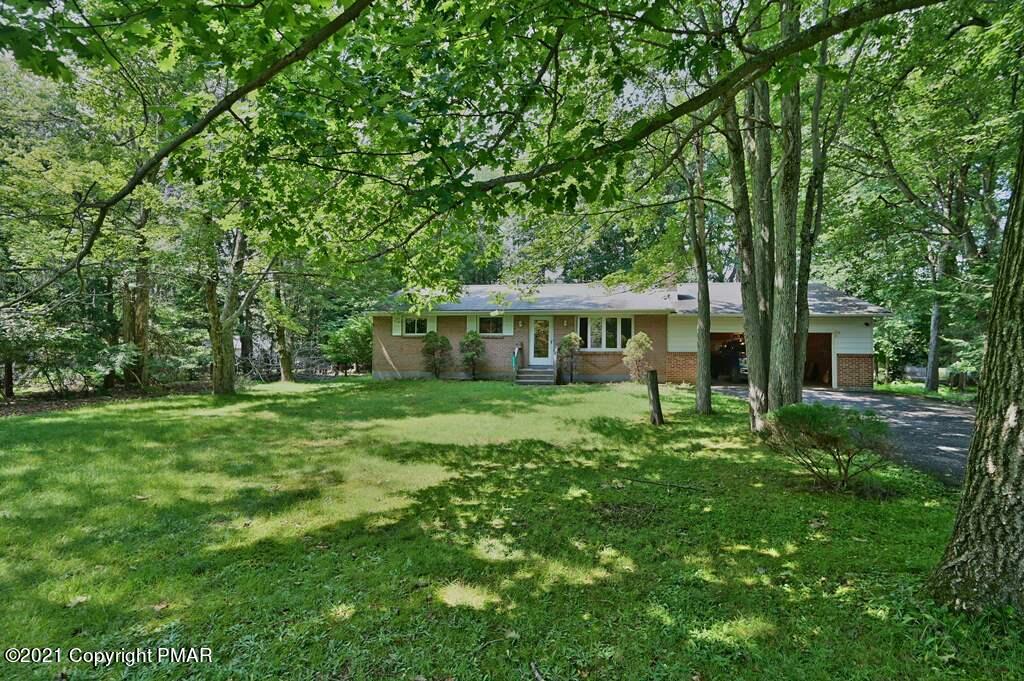 4129 Low Ridge Road Pocono Summit, PA 18346 - Photo 4 of 60 Photo 04