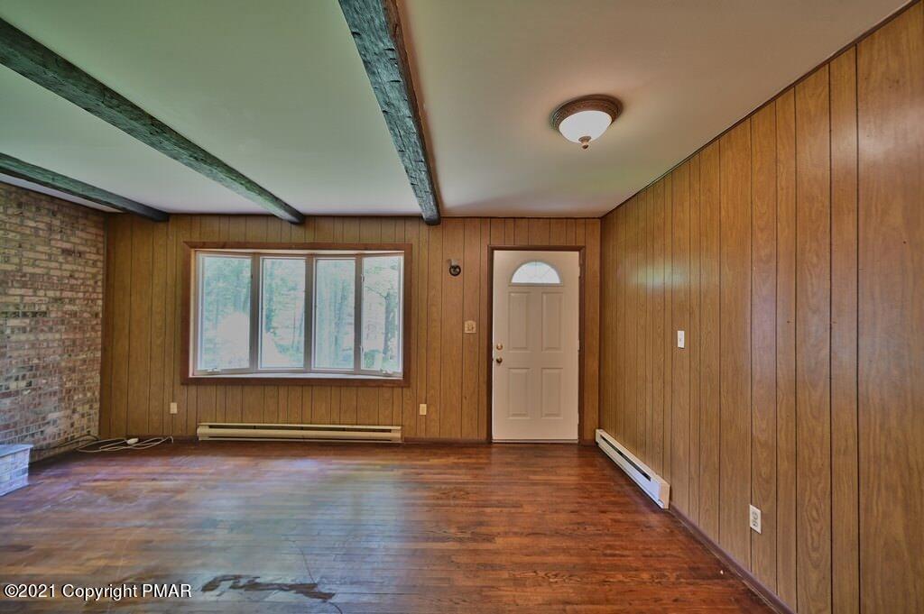 4129 Low Ridge Road Pocono Summit, PA 18346 - Photo 6 of 60 Photo 06