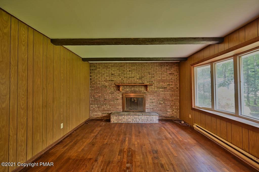 4129 Low Ridge Road Pocono Summit, PA 18346 - Photo 9 of 60 Photo 09