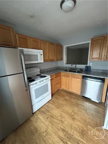 $1,350 | 1138 Barnett Shoals Road, Athens, GA 30605