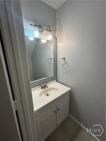 $1,350 | 1138 Barnett Shoals Road, Athens, GA 30605