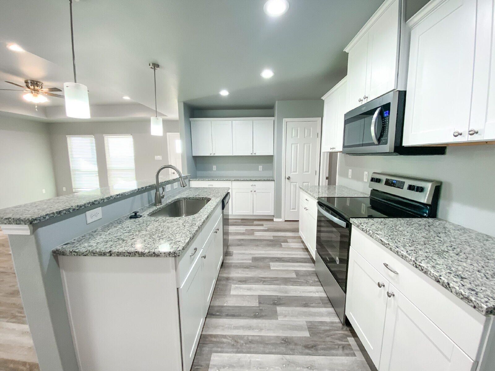 8524 11th Street Lubbock, TX 79416 - Photo 13 of 25 13