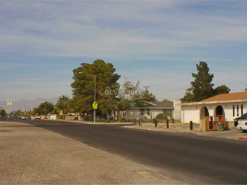 3050 South Lindell Road Las Vegas, NV 89146 - Photo 35 of 35 View.