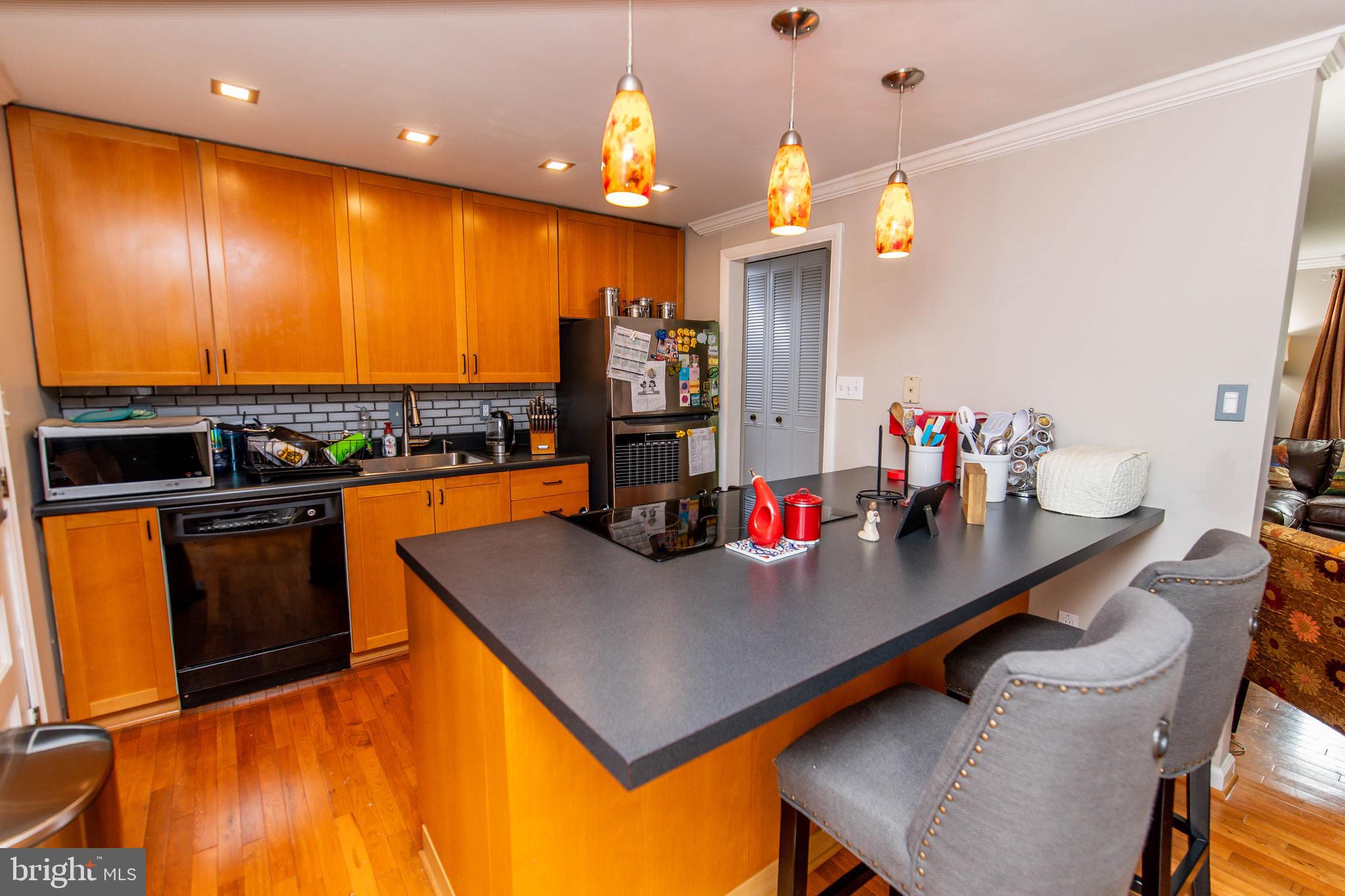 15613 Wembrough Street Silver Spring, MD 20905 - Photo 9 of 53