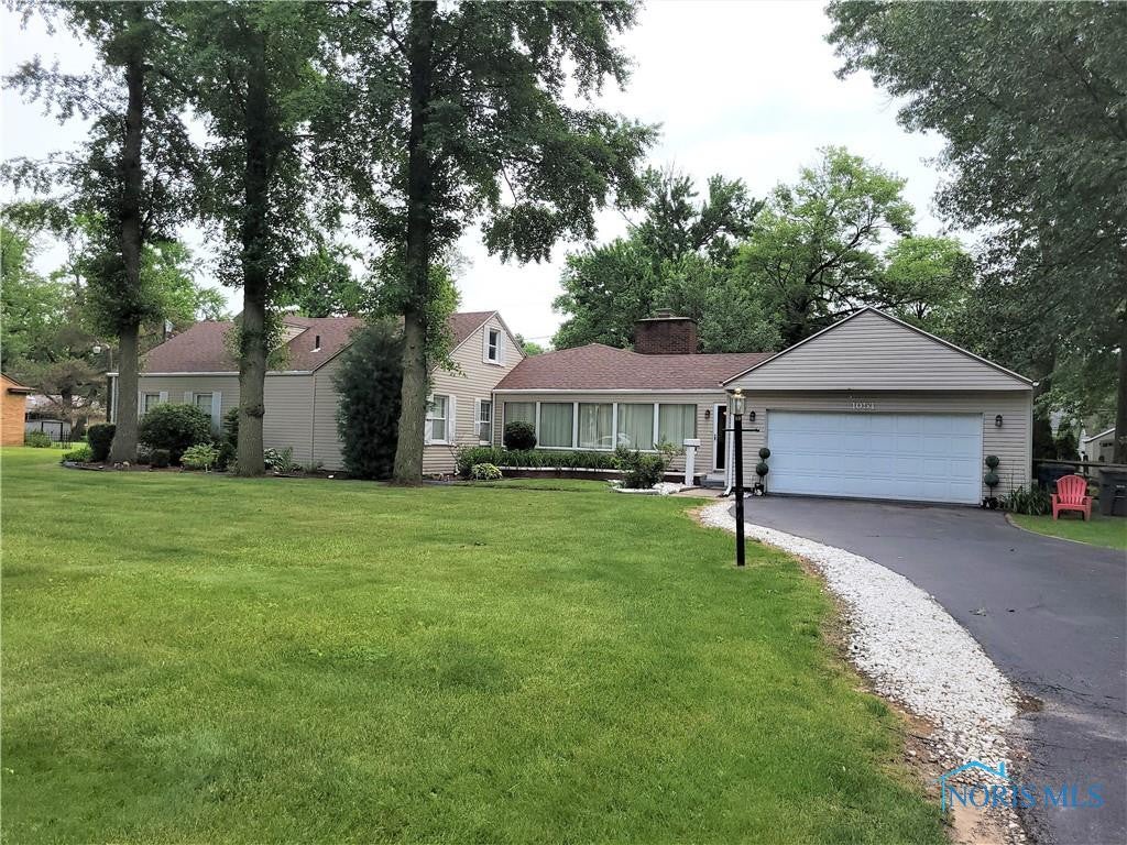 1051 Kinder Road Toledo, OH 43615 - Photo 2 of 26 Gallery Image 2
