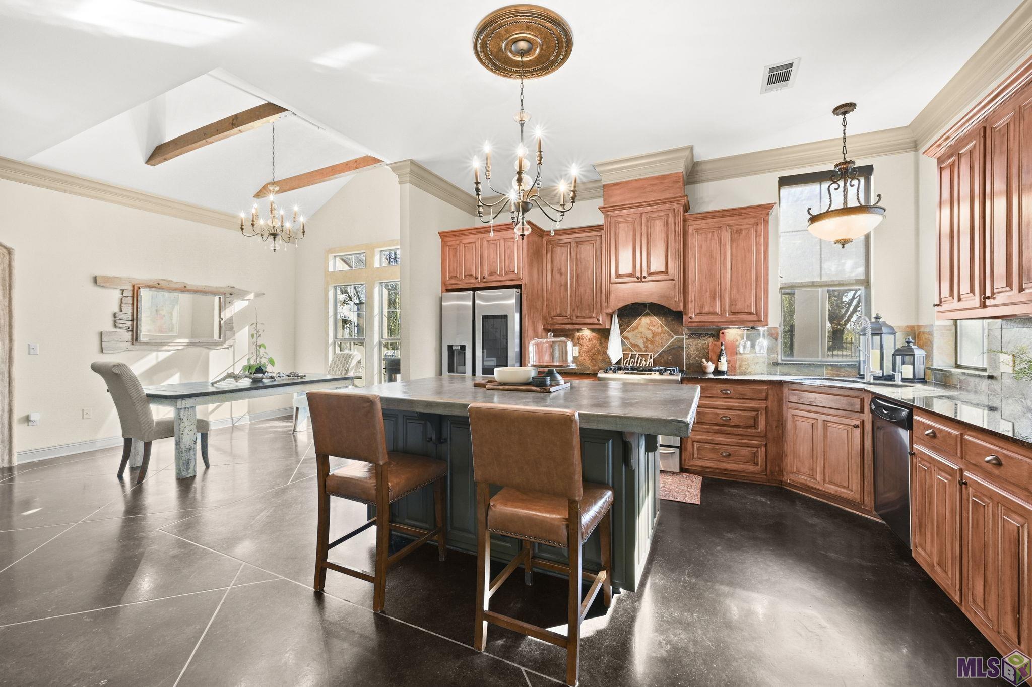 10142 Old World Drive Baton Rouge, LA 70817 - Photo 12 of 35