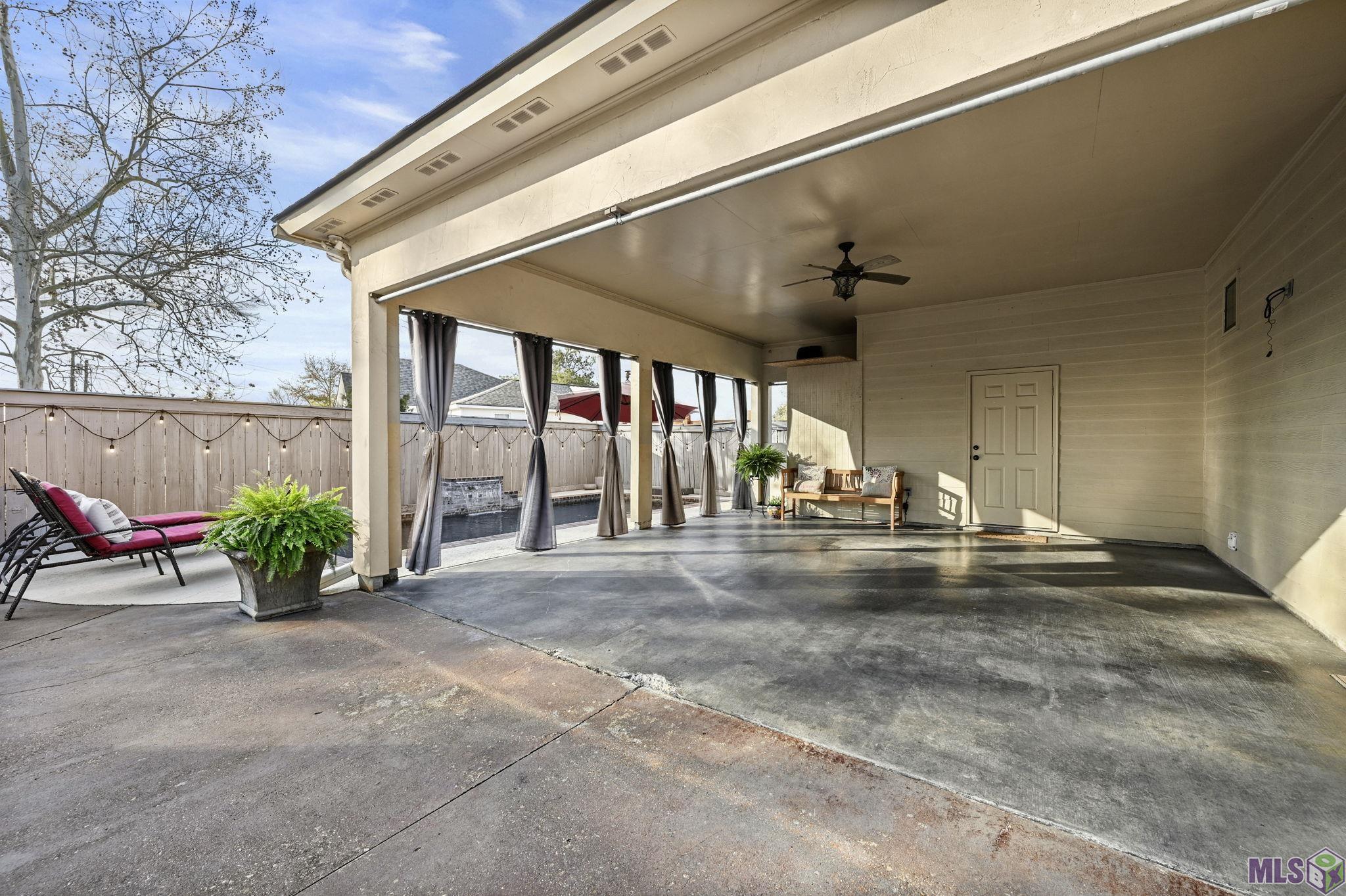 10142 Old World Drive Baton Rouge, LA 70817 - Photo 29 of 35