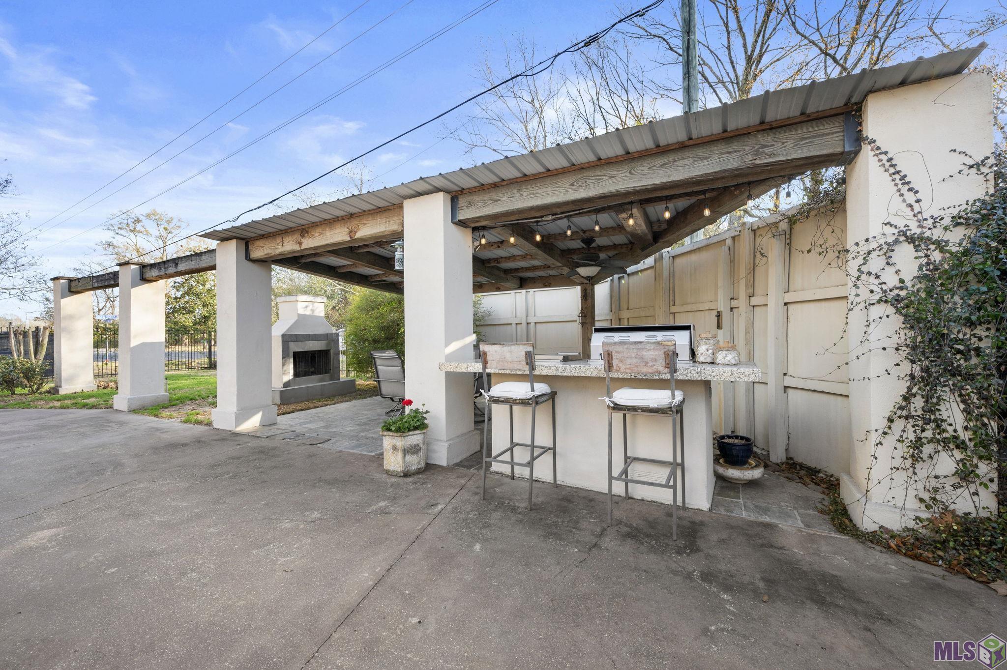 10142 Old World Drive Baton Rouge, LA 70817 - Photo 32 of 35