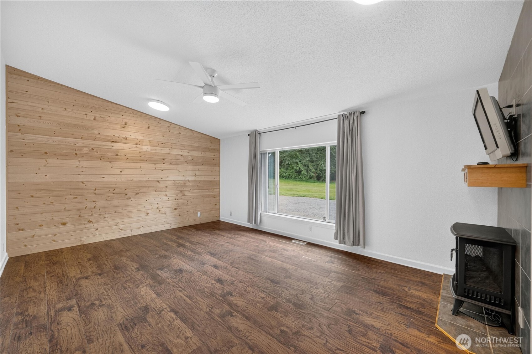 608 Alger CCC Road Sedro-Woolley, WA 98284 - Photo 17 of 40
