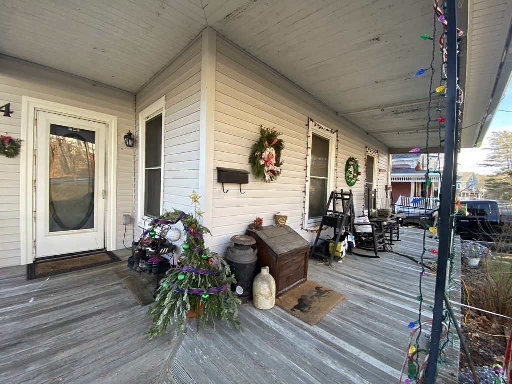 4 Barnes Street Ware, MA 01082 - Photo 4 of 41 Gallery Image 4