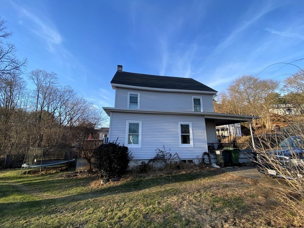 4 Barnes Street Ware, MA 01082 - Photo 6 of 41 Gallery Image 6