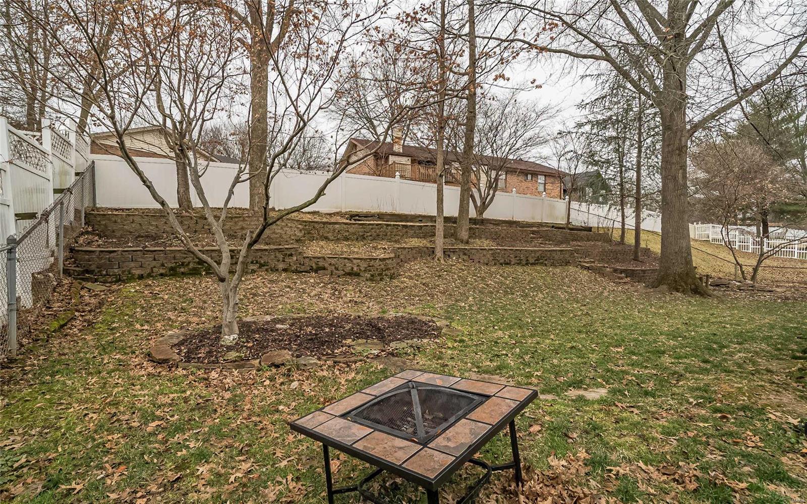 2126 Chatport Road St. Louis, MO 63129 - Photo 22 of 24