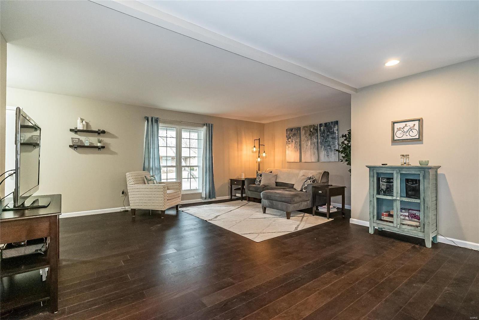 2126 Chatport Road St. Louis, MO 63129 - Photo 7 of 24