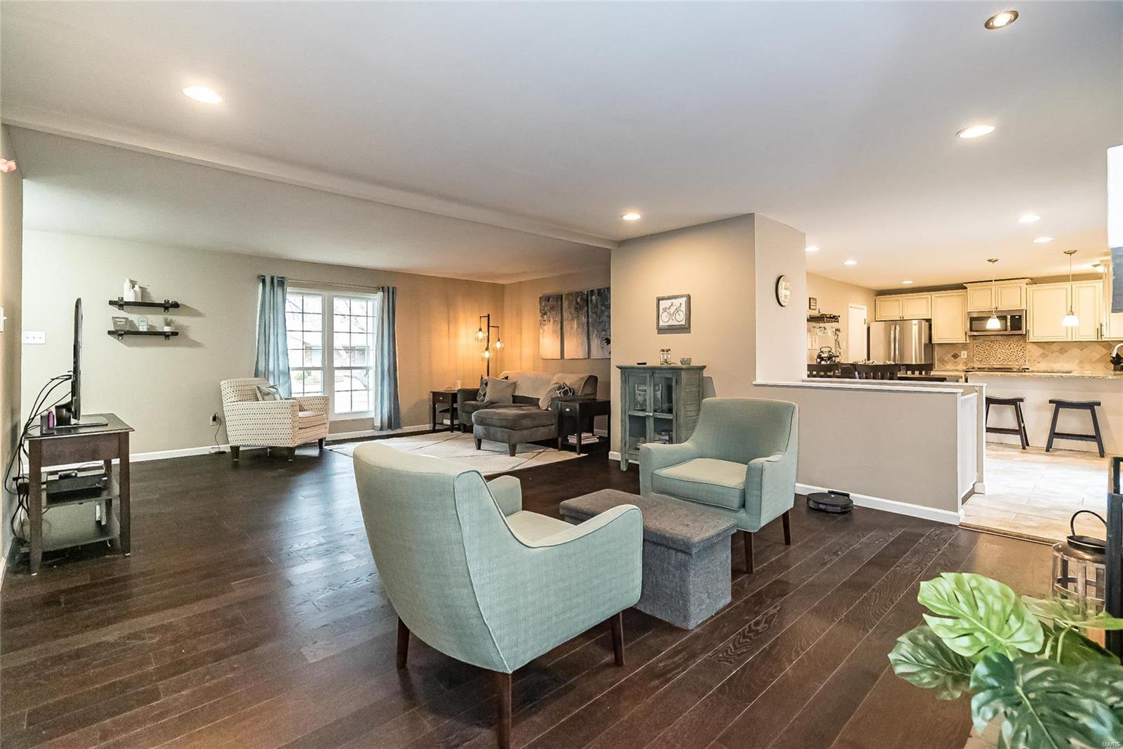 2126 Chatport Road St. Louis, MO 63129 - Photo 10 of 24