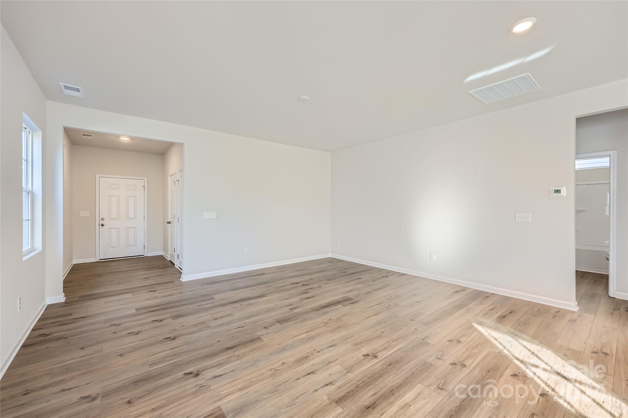 2425 Trollinger Drive Catawba, NC 28609 - Photo 2 of 11