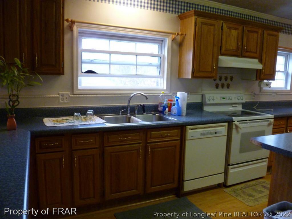 2100 Golf Course Road Raeford, NC 28376 - Photo 10 of 30 Gallery Image 10