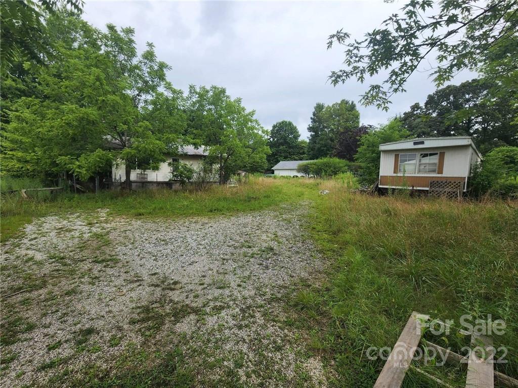 39 Old Case Road Fletcher, NC 28732 - Photo 8 of 10 Gallery Image 8