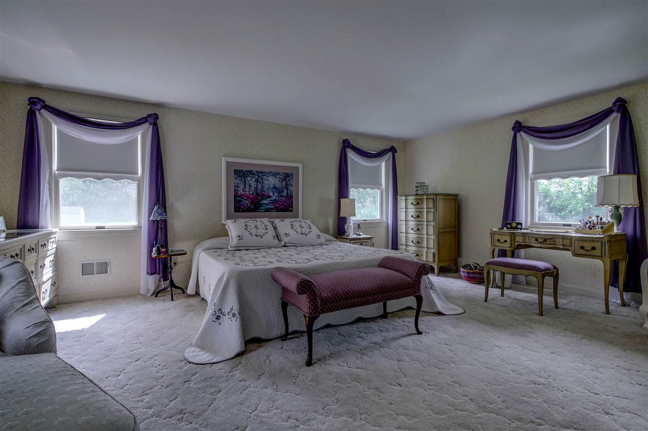 325 Little Sunapee Road New London, NH 03257 - Photo 23 of 37