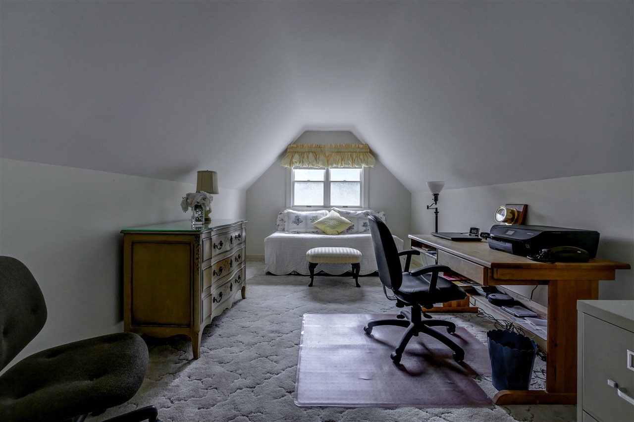 325 Little Sunapee Road New London, NH 03257 - Photo 29 of 37